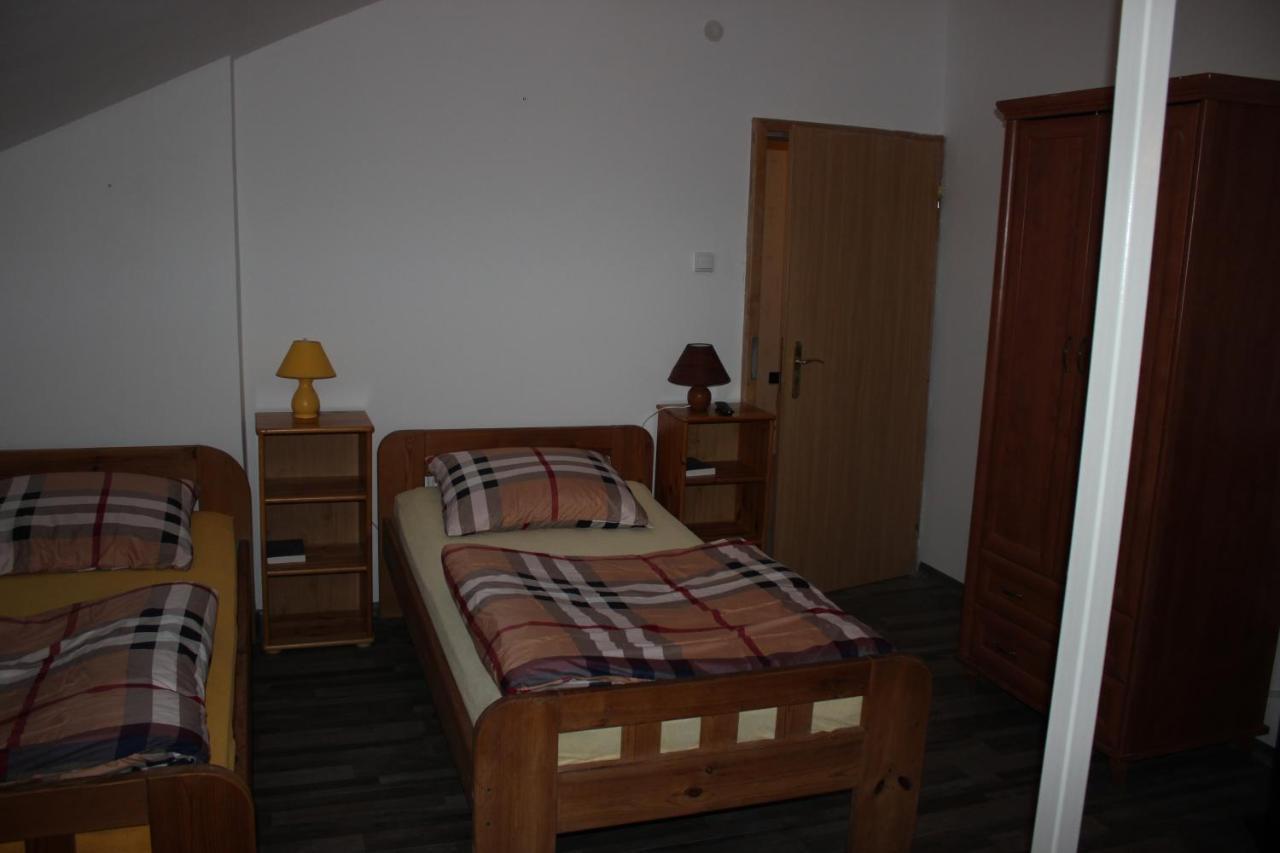 Gospodarstwo Agroturystyczne Agroletnica Świdnica エクステリア 写真