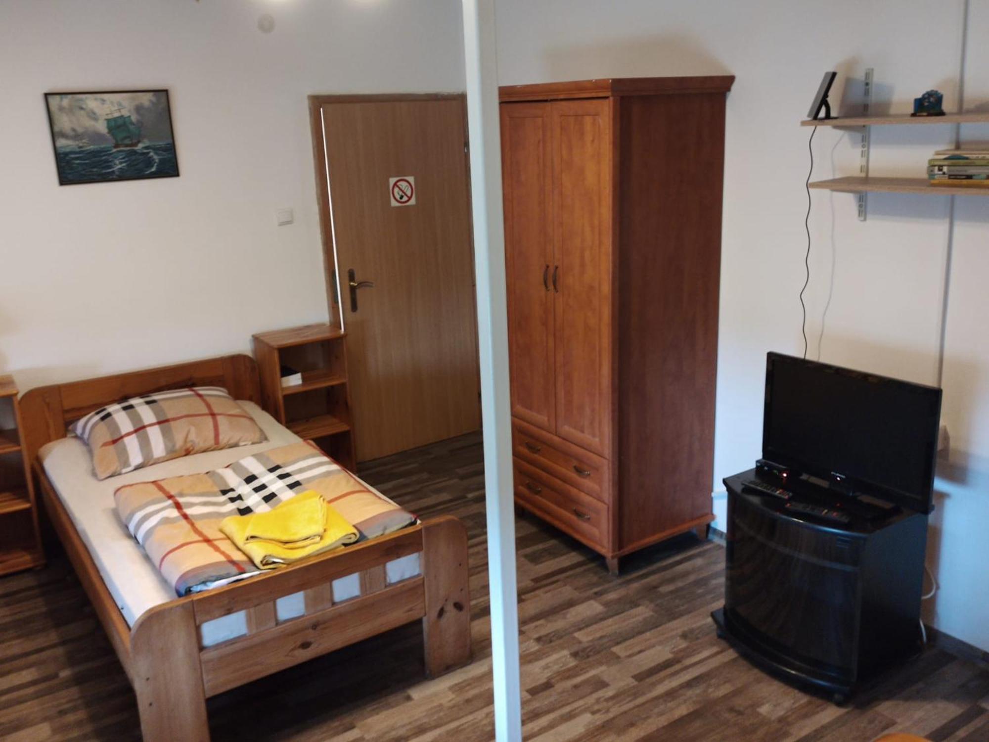 Gospodarstwo Agroturystyczne Agroletnica Świdnica エクステリア 写真
